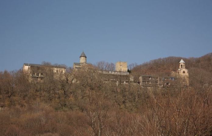 ღვთაების მონასტერში მკვლელობის ფაქტზე ერთი პირი დააკავეს