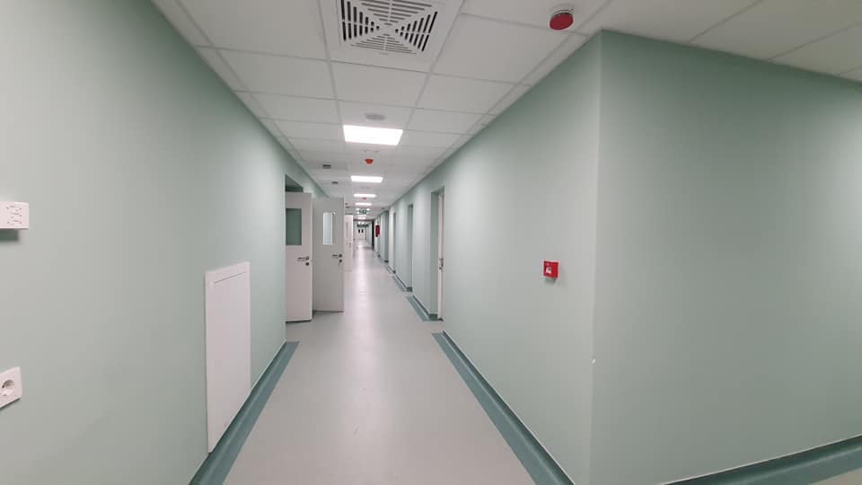 რუხის კლინიკა მზადდება აფხაზეთიდან მომართვიანობის შემთხვევაში, დიაგნოსტირებისა და ინფიცირებულთა მკურნალობისთვის – ციხელაშვილი