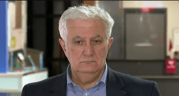 VIDEO: კაცს სახეზე ფერი არ ადევს – როგორ ეხმიანებიან მოქალაქეები გამყრელიძის ბრიფინგს