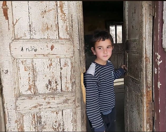 სამწუხარო ინფორმაცია: „მშიერი დავიძინებ, ოღონდ დედა არ მომიკვდესო“ – ამბობდა ბავშვი, რომლის დედა ესპანეთში კორონავირუსით გარდაიცვალა