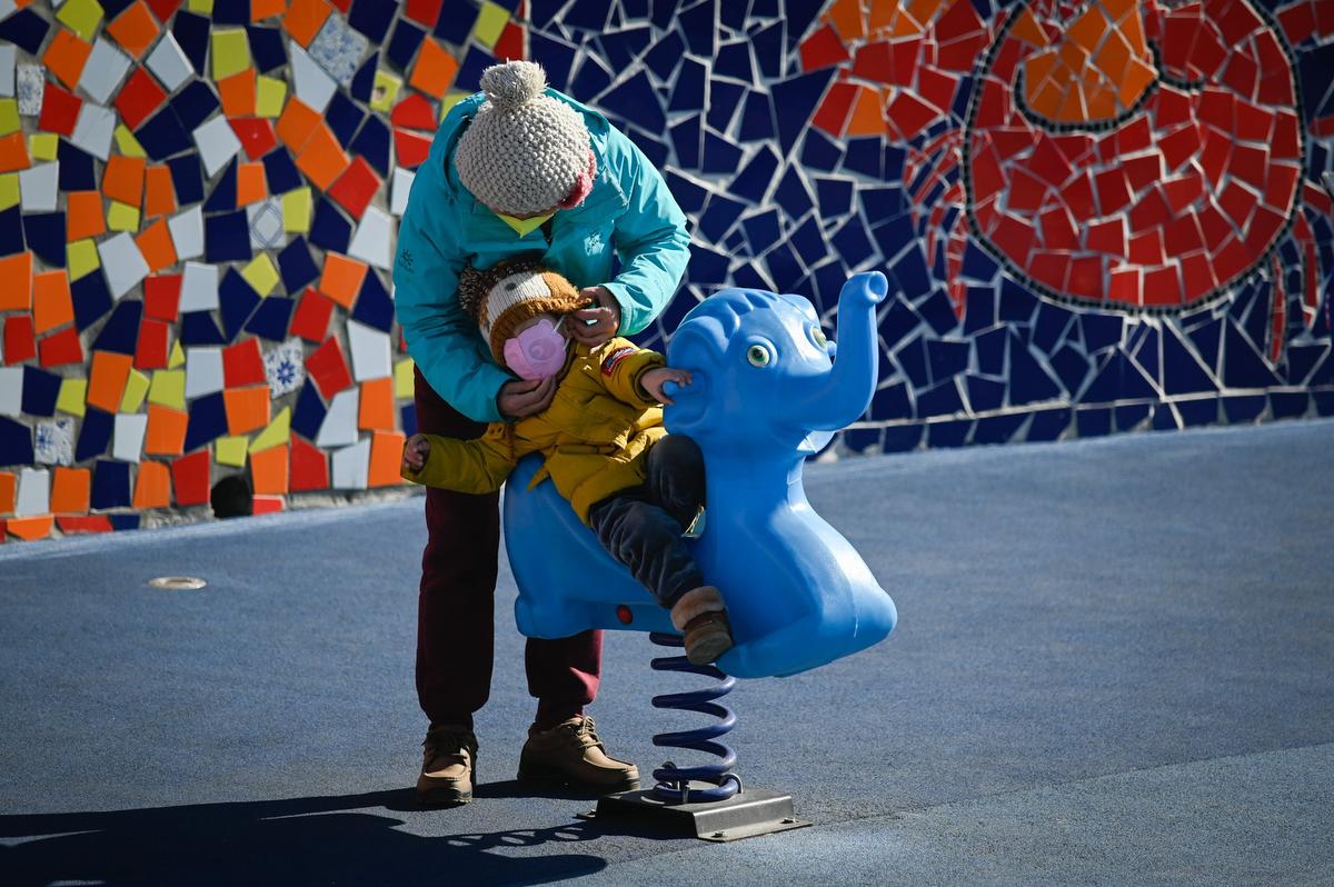 როგორ შევუმსუბუქოთ ბავშვებს კორონავირუსის მიერ გამოწვეული დისტრესი – ფსიქოლოგის რჩევები