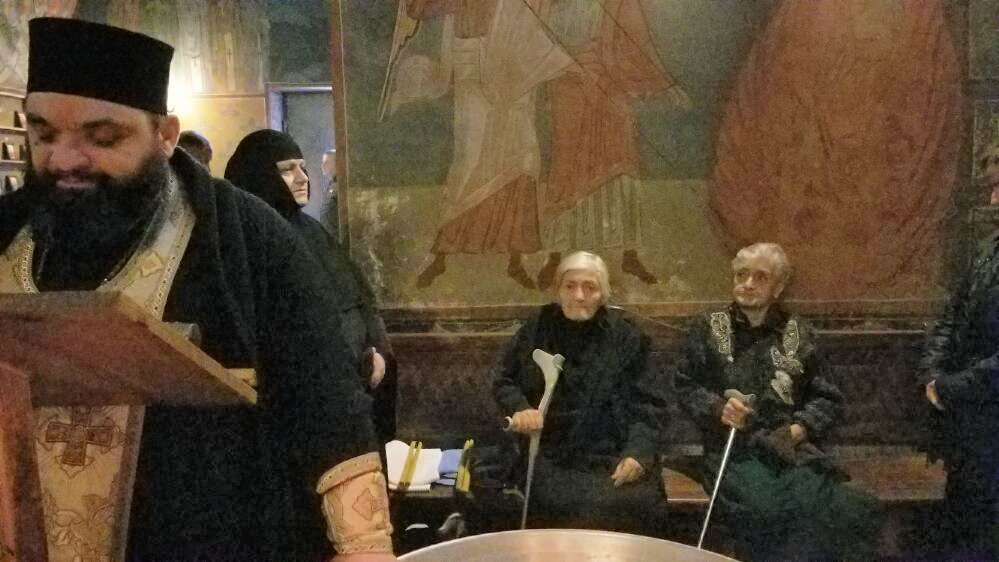 „მოვკვდები მალე და არ მინდოდა იქ მოუნათლავი წავსულიყავი“ – ნათლობა ღრმა მოხუცებულობაში