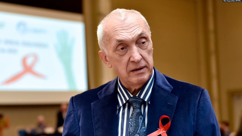 მთელი მსოფლიო ჩვენ გვიყურებს და აღტაცებას გამოთქვამს – თენგიზ ცერცვაძე