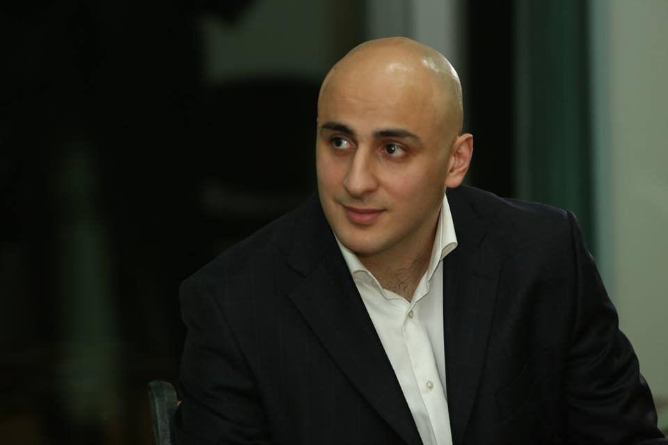 სამედიცინო აღჭურვილობას ყიდიან იმაზე, ვინც მეტს იხდის… ერთ მილიარდერს კი ეს შეუძლია – ნიკა მელია