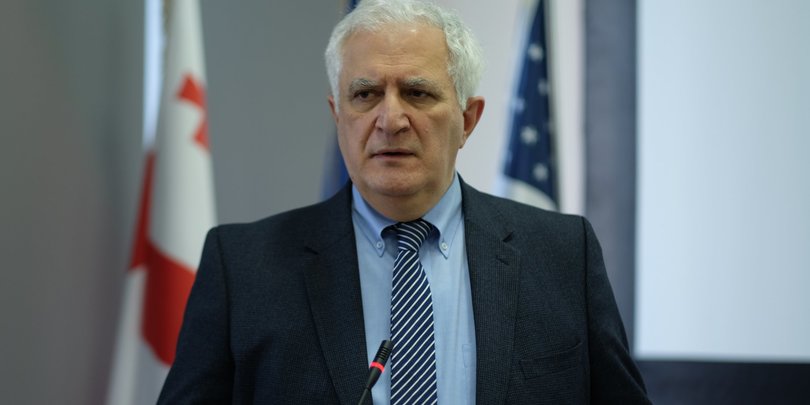 ვფიქრობ, რომ ეკლესია მიჰყება იმ რეკომენდაციებს, რომლებსაც იძლევა ჯანდაცვის სფერო – ამირან გამყრელიძე