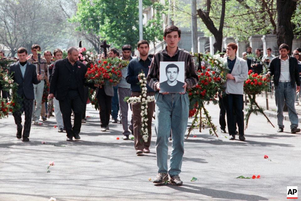 „ქართველი ხალხისთვის გამძლეობა და თავგანწირვა უცხო არ არის“  – ამერიკის საელჩო 9 აპრილს დაღუპულთა ხსოვნას პატივს მიაგებს