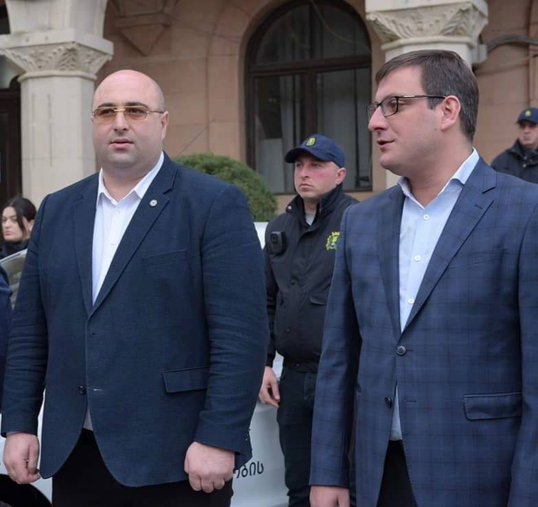 ქუთაისის მერიის და საკრებულოს თანამდებობის პირები stopcov ფონდში ხელფასის 1/3 -ს გადარიცხავენ