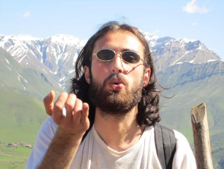 ბიჭი, რომელიც გარეგნობით იესოს დაემსგავსა, სიკვდილს ებრძვის