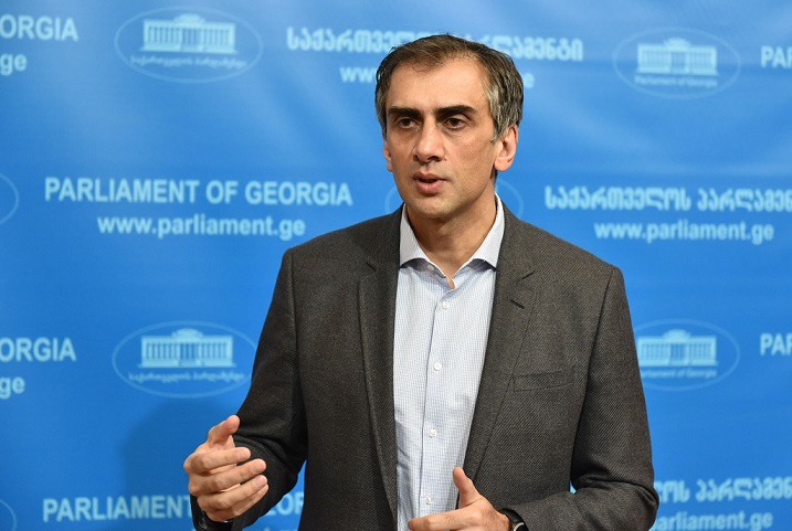 გიორგი კახიანი: „საქართველოში საგანგებო მდგომარეობა ღამის 12.00 საათის შემდეგაც უწყვეტად გაგრძელდება“