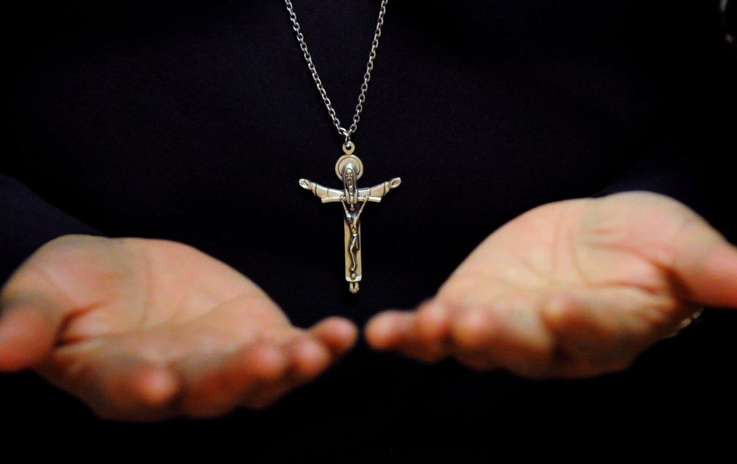 ფლორიდის გუბერნატორმა რელიგიურ მსახურებაზე გამონაკლისი დაუშვა