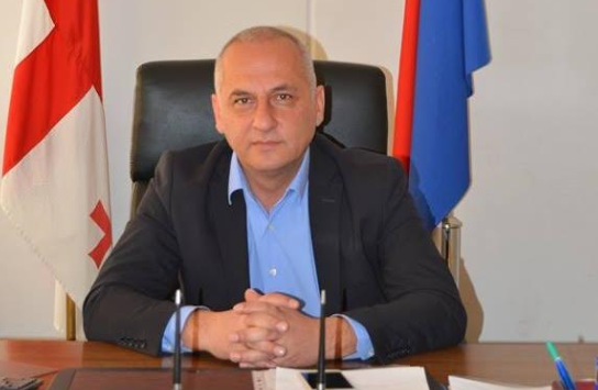 თეთრიწყაროს მერი სამი თვის განმავლობაში ხელფასიდან 1/3-ს StopCov-ის ფონდში გადარიცხავს