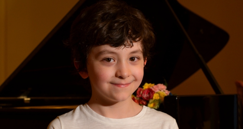 ვუნდერკინდი ცოტნე ზედგინიძე თვითიზოლაციის დროს მხატვრობამ გაიტაცა