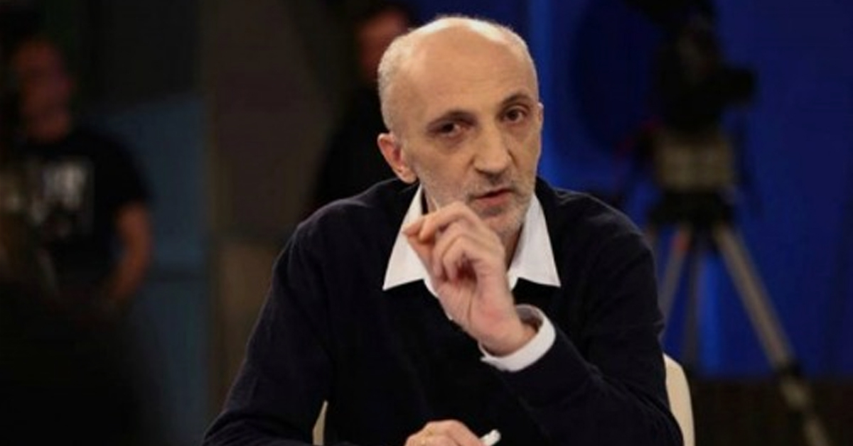 ხელისუფლებას ურჩევნია, რომ ადამიანებს ხელიდან ხელში მისცეს ფული- ხუხაშვილი