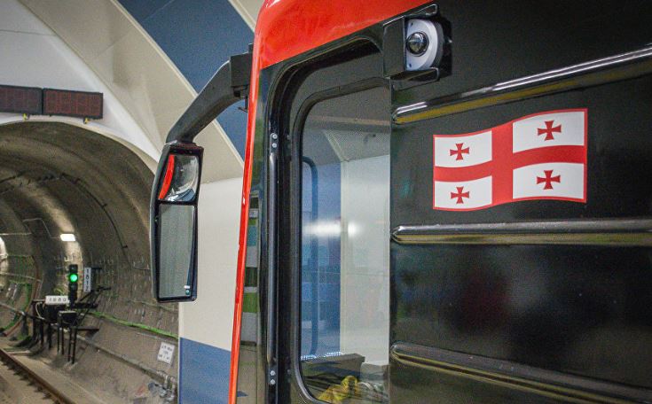 რატომ გამოიძახეს სამსახურში მეტროს მემანქანეები – მეტრო იხსნება?