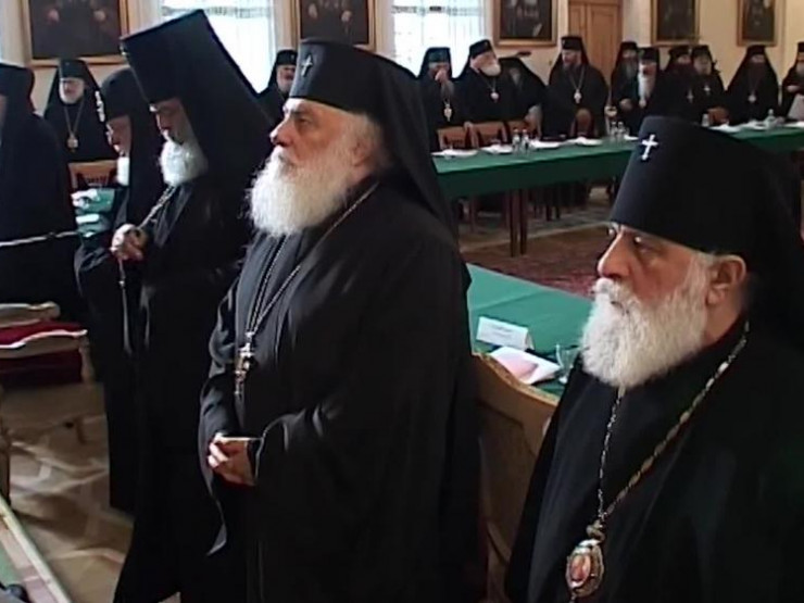 სინოდი სკანდალური გადაწყვეტილებისთვის ემზადება – რომელ მაღალიერარქს განკვეთავენ ეკლესიიდან