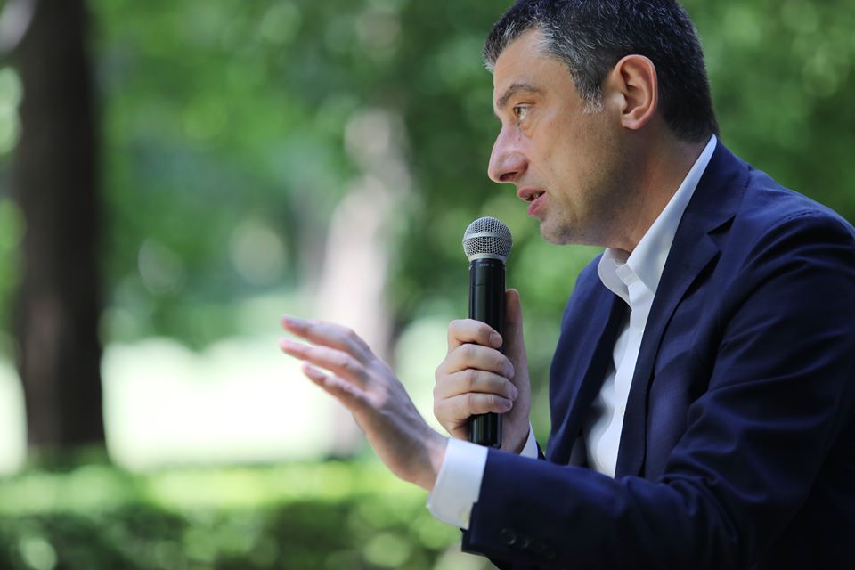 ქართველები საზღვარგარეთ დასასვენებლად ვერ წავლენ! - გიორგი გახარია 