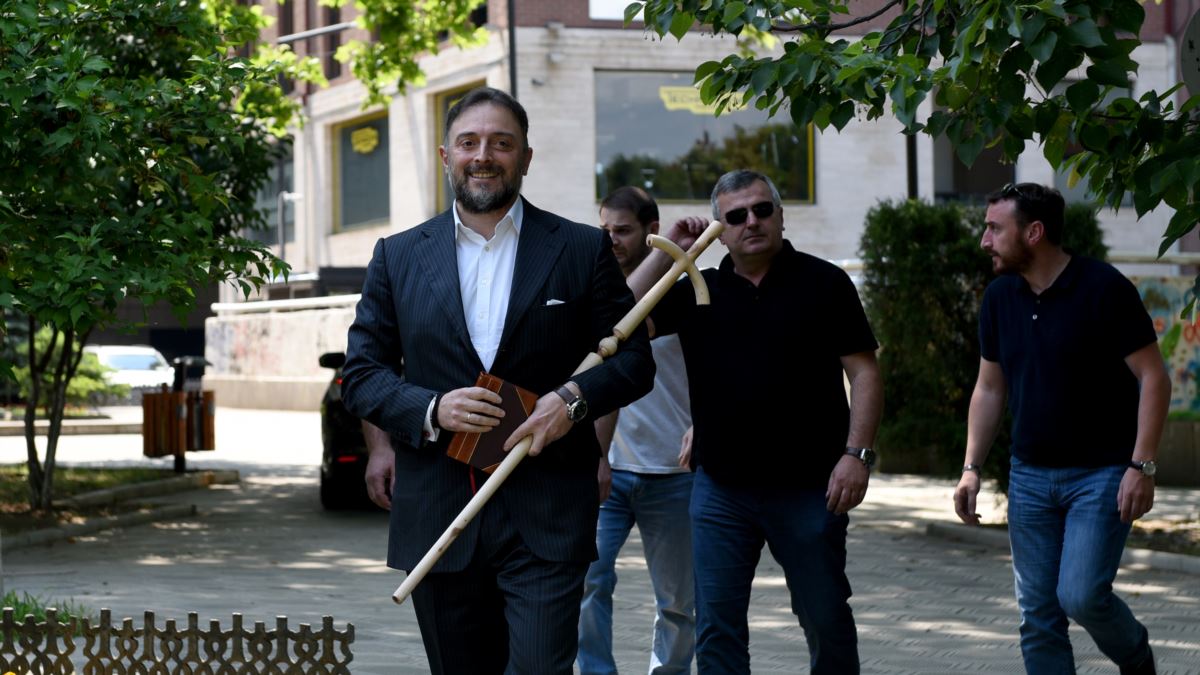 ლევან ვასაძესთან დაკავშირებული ორგანიზაცია ტრანსგენდერ ქალს ფინანსურად დაეხმარება