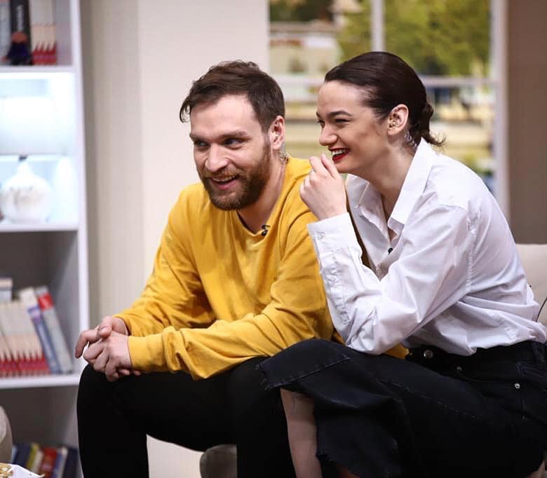 მარიტა ჯანაშია ჯეჯი გომელაურთან დაშორების შემდეგ ცნობილ მომღერალს ხვდება