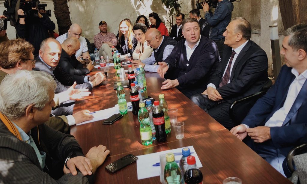 ოპოზიციის სავარაუდო მაჟორიტარი კანდიდატები ცნობილია! - არჩევნები 2020