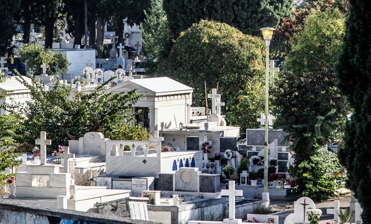 ოჯახმა მიცვალებული დაკრძალა, რამდენიმე დღეში კი შეატყობინეს, რომ ის ცოცხალია – შოკისმომგვრელი ამბავი როდოსიდან