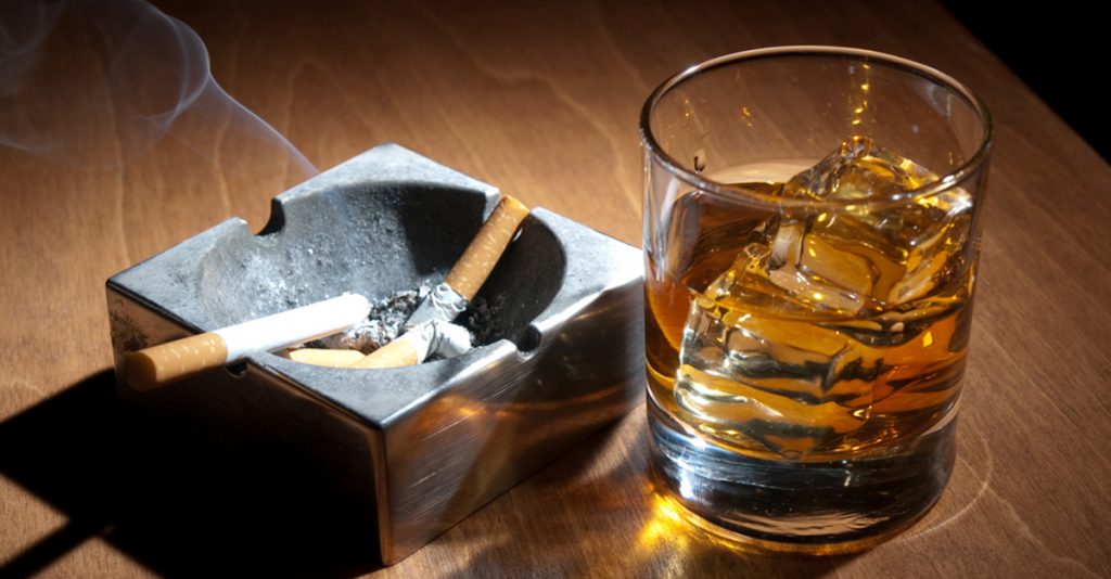 იზოლაციაში ყოფნის დროს თამბაქოსა და ალკოჰოლის მიღებისგან თავი შეიკავეთ - რა წერია მთავრობის დადგენილებაში