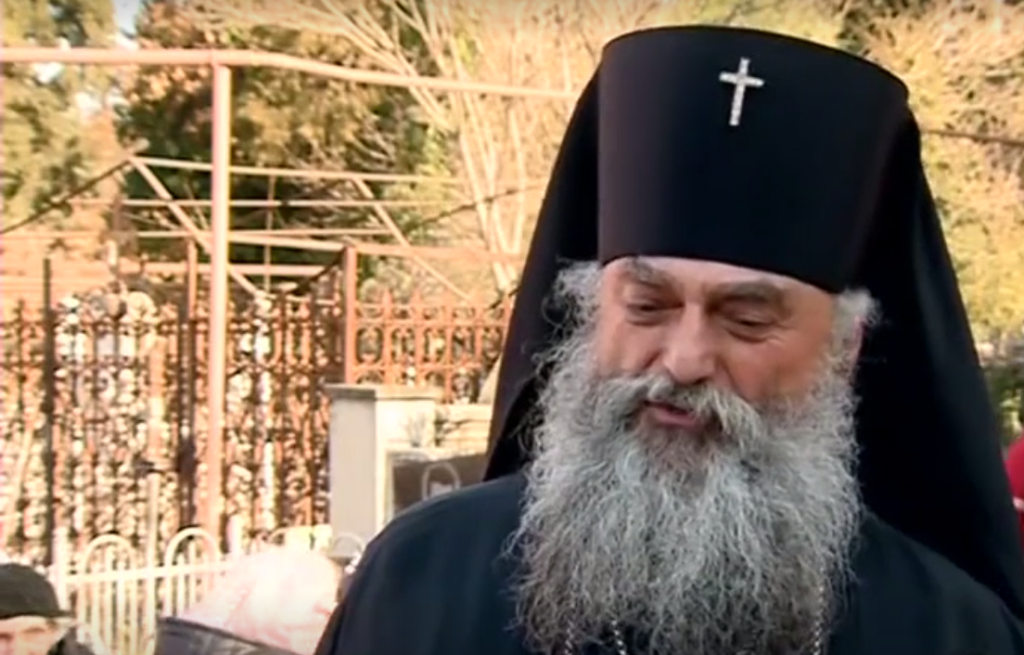 ძველი მანქანით დავდიოდი და შევეცოდე - მეუფე ნიკოლოზის ამბობს, რომ $42-ათასიანი მანქანა შეწირეს