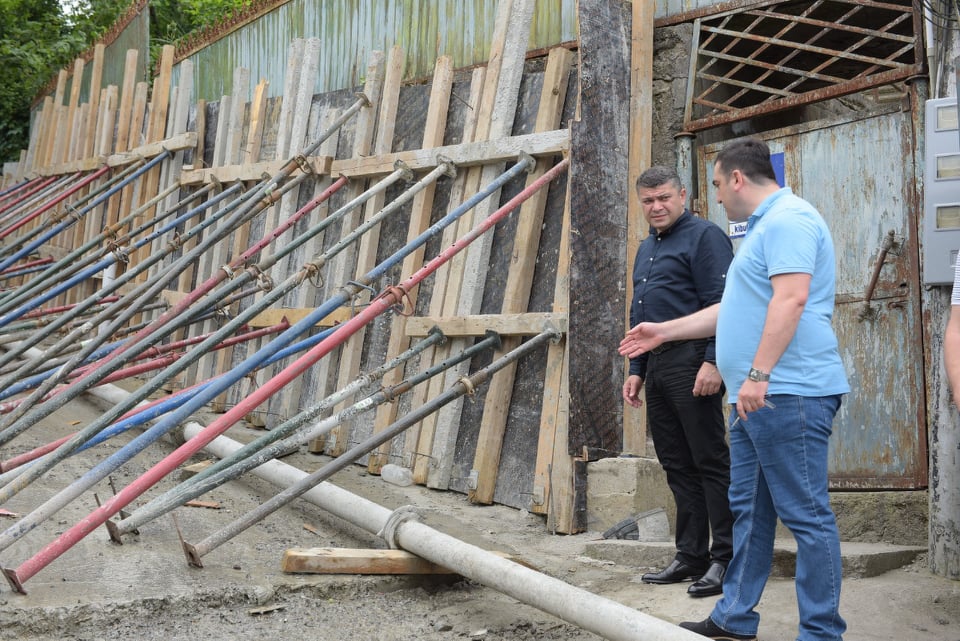 ქუთაისში, რამდენიმე ქუჩაზე ინფრასტრუქტურული სამუშაოები მიმდინარეობს