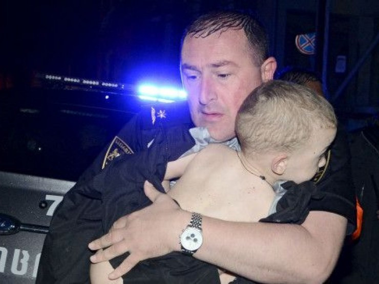 დრამატული ფოტოები - რა ხდებოდა 5 წლის წინ თბილისში, რომელიც სტიქიური უბედურების ზონად იქცა