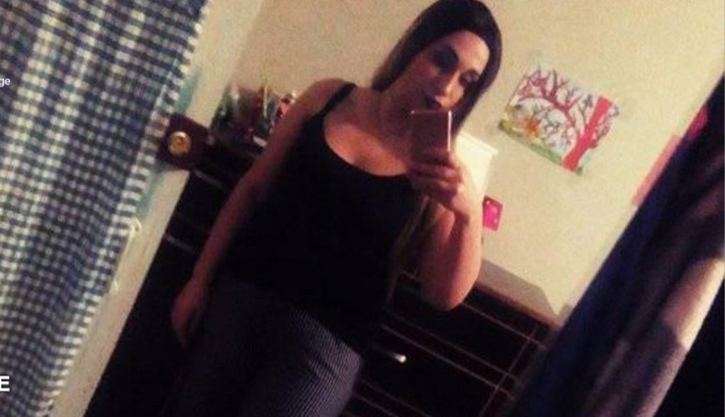 Exclusive: მშობლებმა მატერიალური სიდუხჭირის გამო გამყიდეს, ახლა ძმას ვეძებ