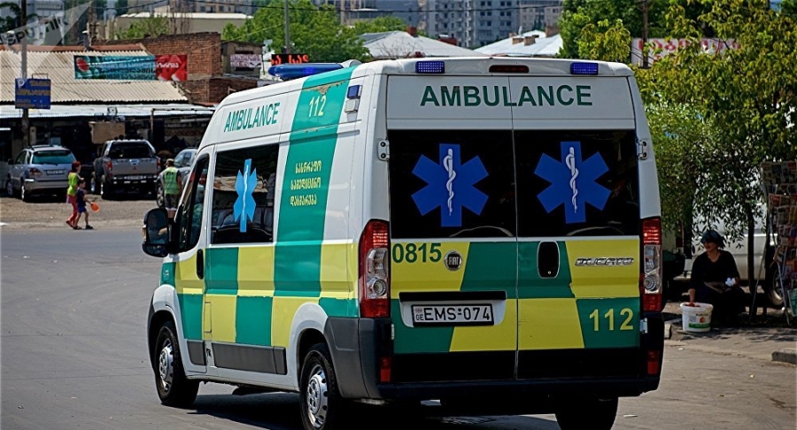 ახალციხეში  კლინიკამ ოპერაციის შემდეგ გაწერილი პაციენტი უკან დააბრუნა, რის შემდეგაც 19 წლის ბიჭი გარდაიცვალა