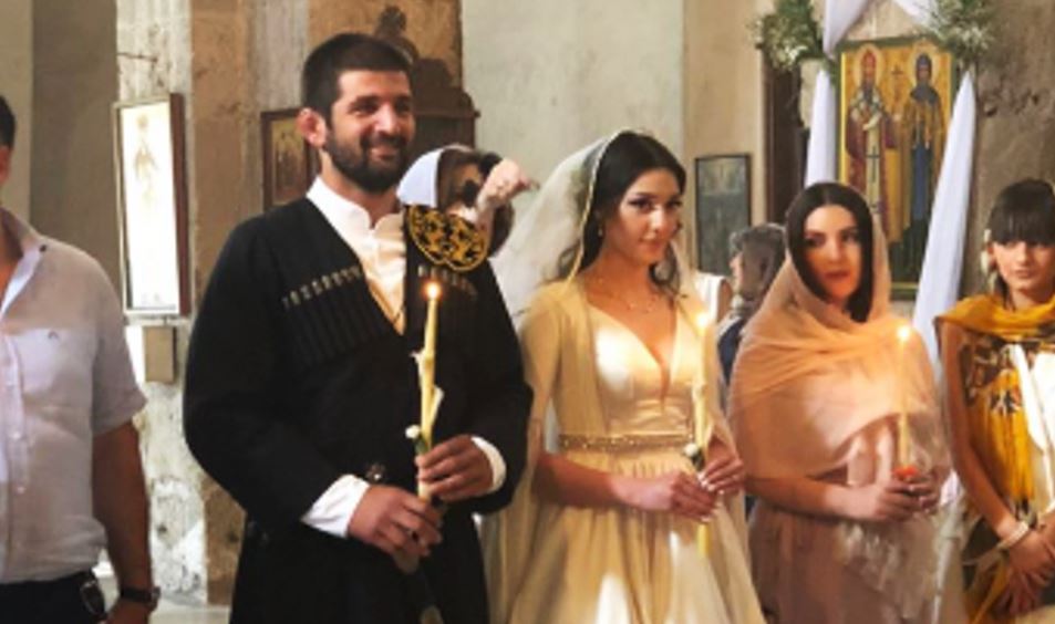 მსოფლიოს სამგზის ჩემპიონი გენო პეტრიაშვილი დაქორწინდა
