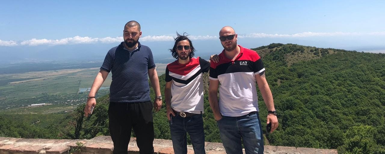 “დაამტკიცა, რომ იმ დღეს საერთოდ არ იყო გასული მცხეთის ტერიტორიაზე” – შსს-ში “კაწროს” მეგობრის, დაჩი ბუაძის გამოკითხვა დასრულდა