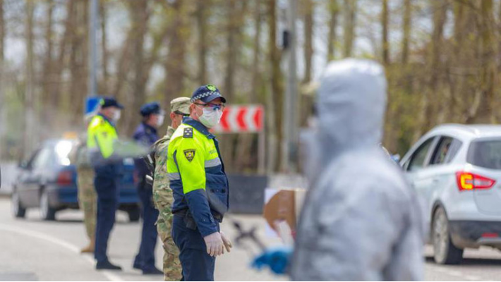 ვრცელდება ვიდეოკადრები, როგორ ჩაკეტეს სოფელი ყარაჯალალი კორონავირუსის გამო