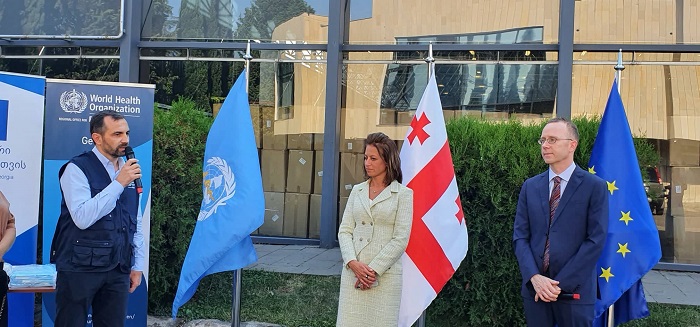 ევროკავშირმა და WHO-მ COVID-19 პანდემიის წინააღმდეგ ბრძოლაში ჩართულ პერსონალს დამცავი საშუალებები გადასცა