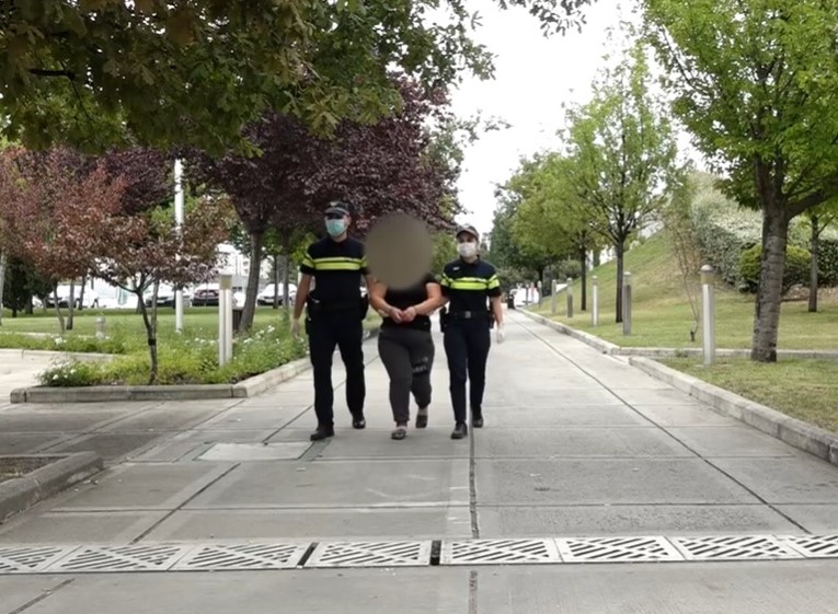 პოლიციამ დააკავა ფონიჭალაში მომხდარი ავტოსაგზაო შემთხვევაში ბრალდებული, რომელიც იმალებოდა (ვიდეო)