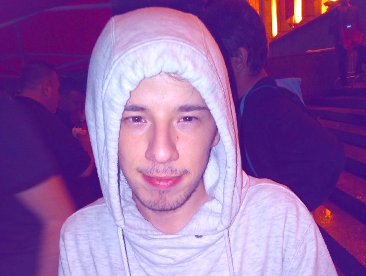 ძაალდობის მსხვერპლი ბიჭი: „პრაიმტაიმში“ გამოქვეყნებული სტატიის შემდეგ, სამსახური შემომთავაზეს, ახლა მთავარი ბინაა