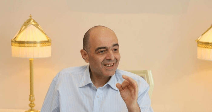 „რევოლუცია დისტანციურად არ კეთდება – ძალაუფლების აღების ნახევრად მისტიური აქტი დუბლიორს და კასკადიორს არ ითვალისწინებს“ – ლაშა ნაცვლიშვილი