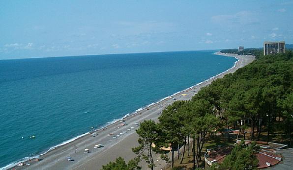 17 მაშველი, 4 მყვინთავი, 6 მცურავი საშუალება - ურეკში 20 წლის ბიჭს ეძებენ