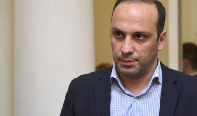 თავს ცუდად არ ვგრძნობ, მაქვს კორონავირუსი და ეს ცოტა მძაბავს - გოგიჩაიშვილი