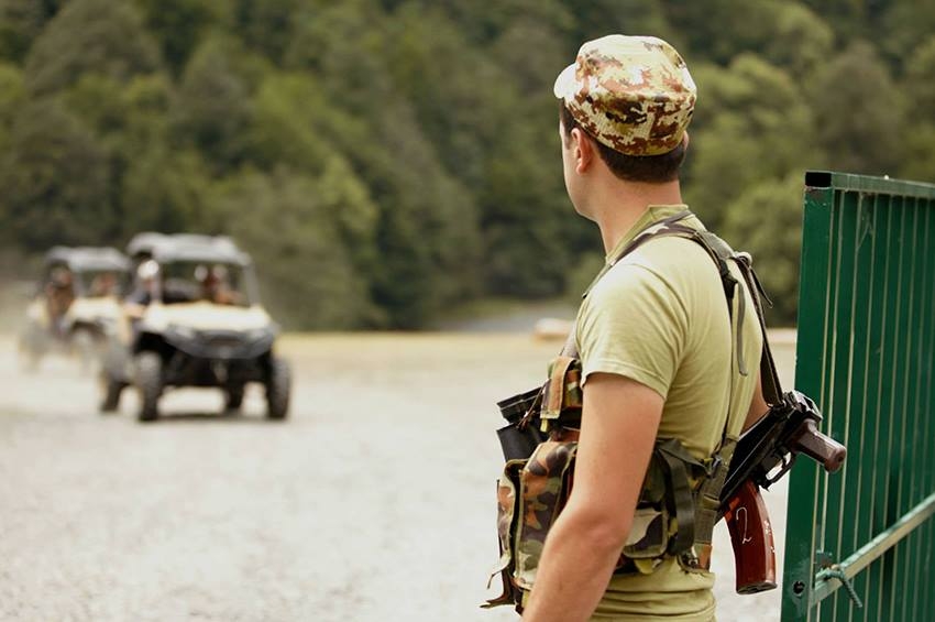 შსს კოვიდინფიცირებული თანამშრომლის შესახებ განცხადებას ავრცელებს