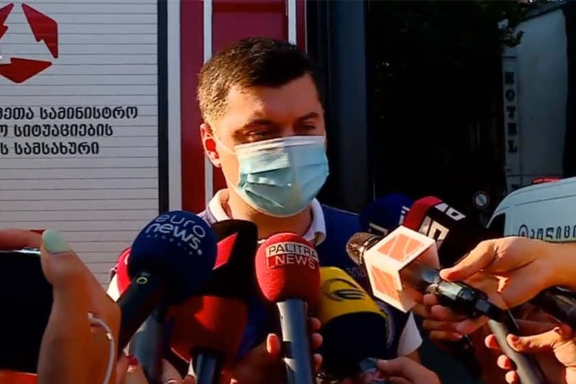 მართვით სუნთქვაზეა  33 წლის კაცი, რომელიც ფილარმონიასთან აფეთქებისას დაშავებული