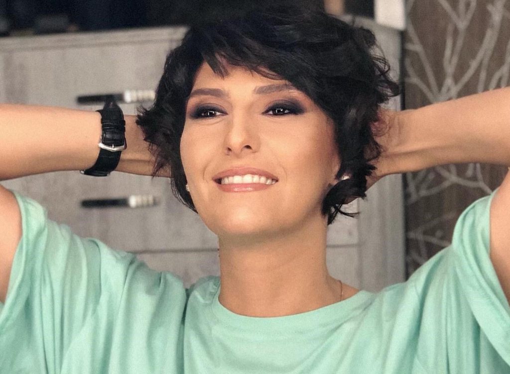 „ახლა ვხვდები რატომ დადიან კორონიანი ადამიანები ქუჩაში“ - ვიკა ბუკია