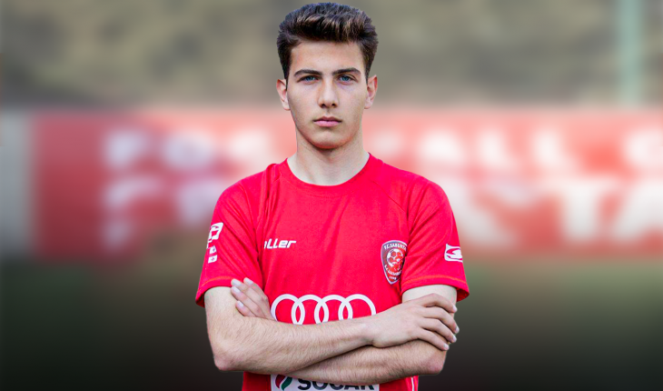 ასეთი იყო პატარა შაქარა – ანი შაქარაშვილი ძმის ბავშვობის ფოტოებს აქვეყნებს