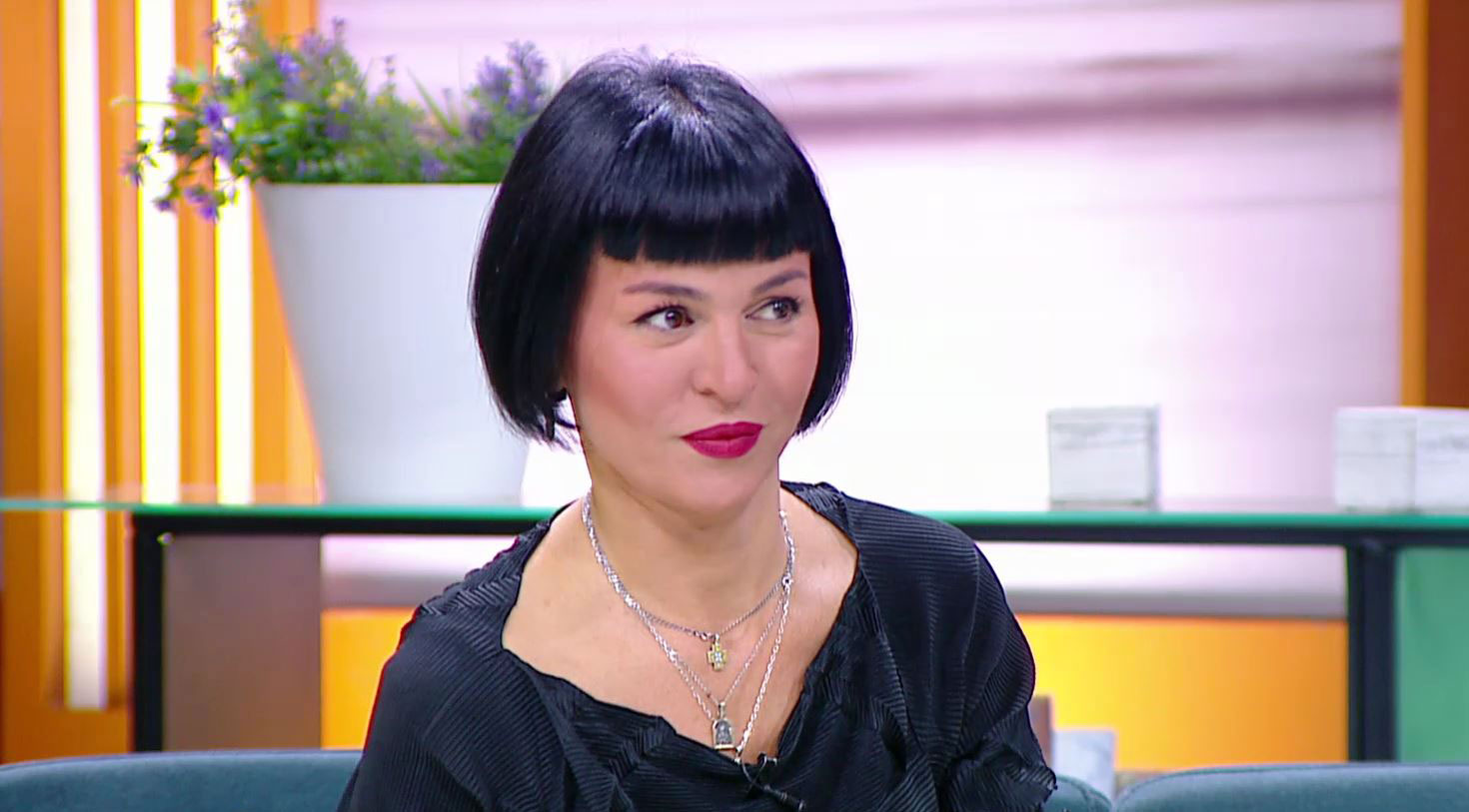 „დედა, შენ ღმერთი არ გწამს?“ – შვილის შეკითხვა, რომელმაც თეა დარჩიას ცხოვრება შეცვალა – აი რას იხსენებს ის