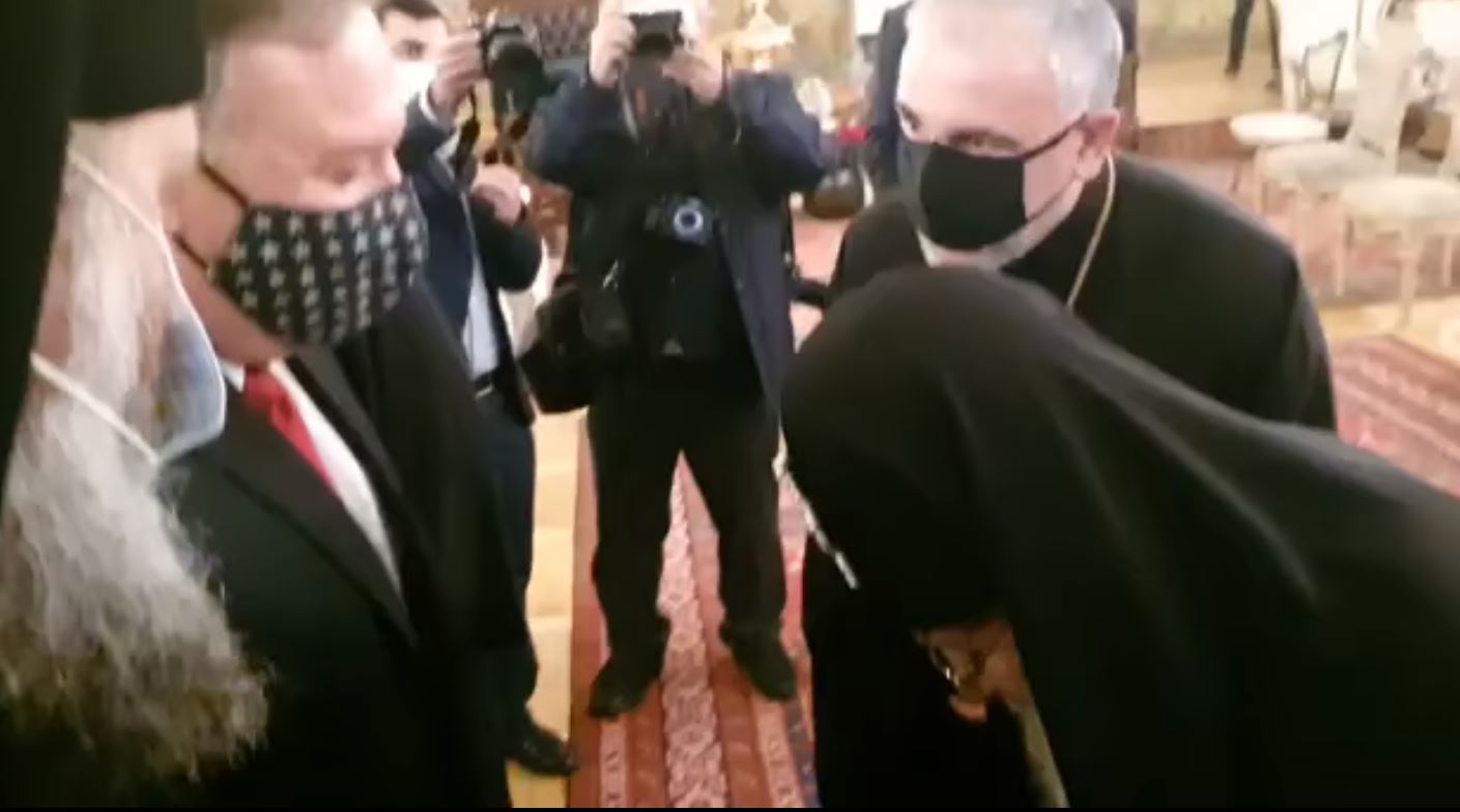 VIDEO: შიდა კადრები საპატრიარქოდან – პატრიარქისა და მაიკ პომპეოს შეხვედრისას საგალობელი “კირიელეისონ” ისმის