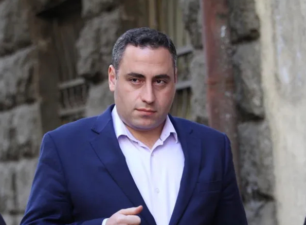 გიორგი ვაშაძის მამა მართვით სუნთქვაზე იმყოფება