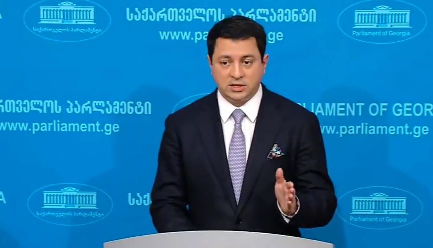 უკავშირდება თუ არა ამნისტიის შესახებ ახალი კანონპროექტი ხელისუფლებასა და ოპოზიციას შორის მოლაპარაკებებს