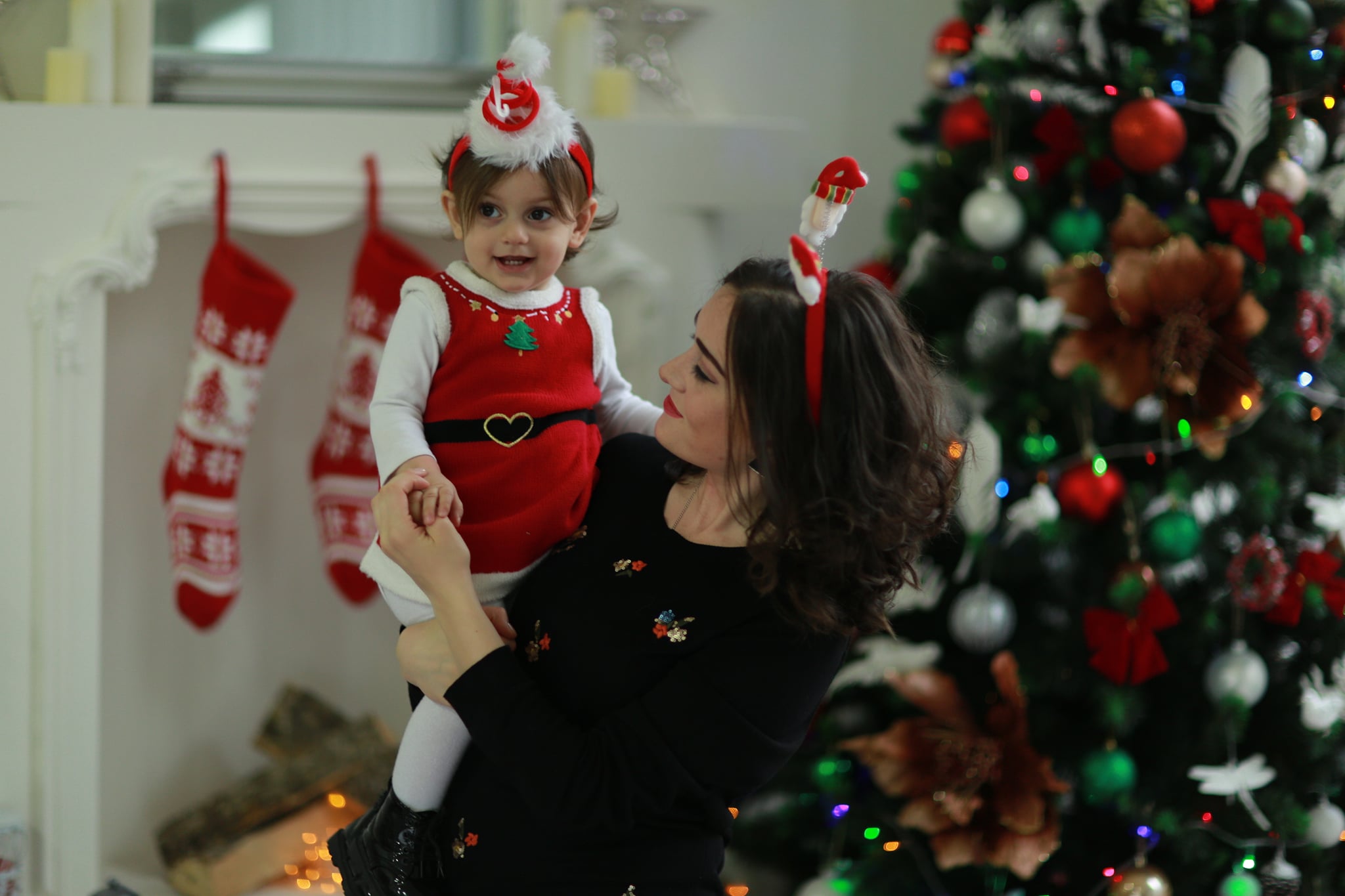 ჩვენც გვქონდა ბედნიერი ახალი წელი – რას სთხოვს პატარა ანიტას დედა საზოგადოებას
