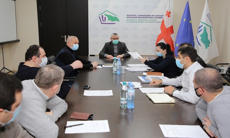დევნილთა სააგენტო კონკურსის წესით დევნილი ოჯახებისთვის კიდევ 300 ბინას შეისყიდის