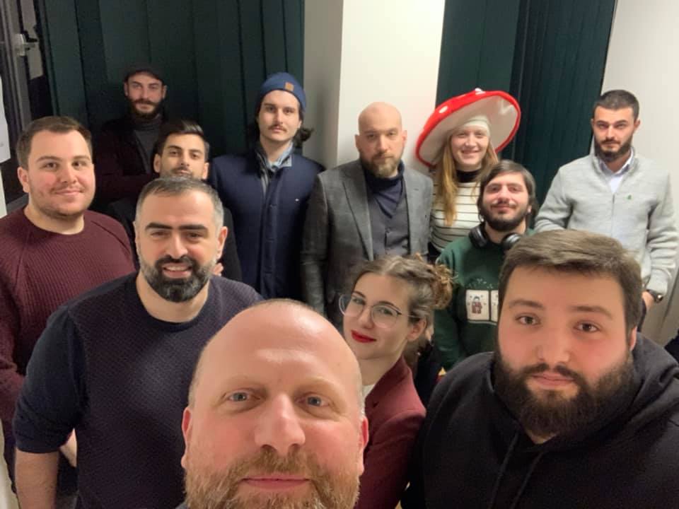„მარტო დარჩებიო“ – ამ მუქარის საპასუხოდ ზურაბ ჯაფარიძე ფოტოს აქვეყნებს 